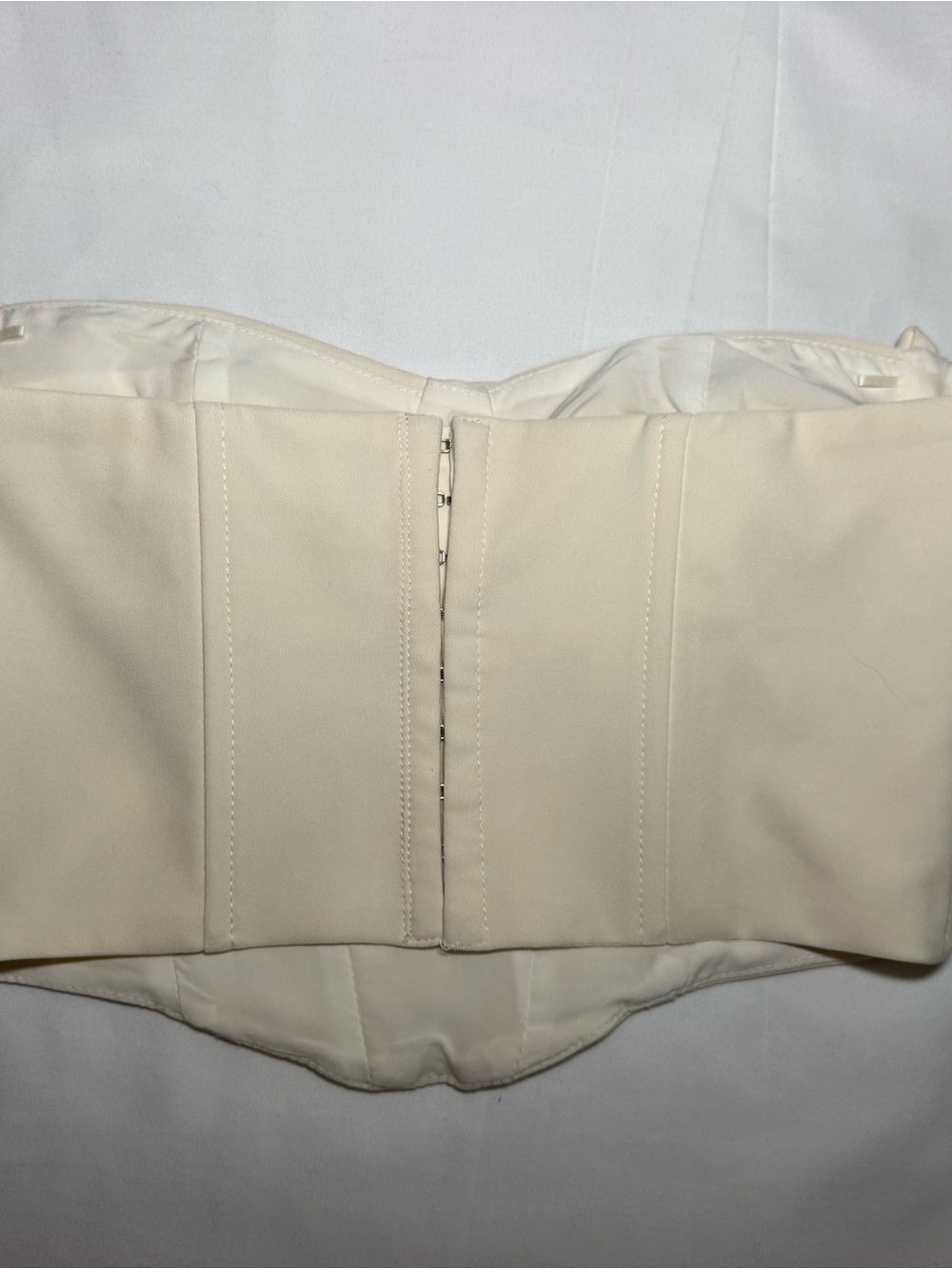 ASTR the Label Shanna Strapless Corset Top Ivory White Rhinestone Size S - Picture 4 of 6